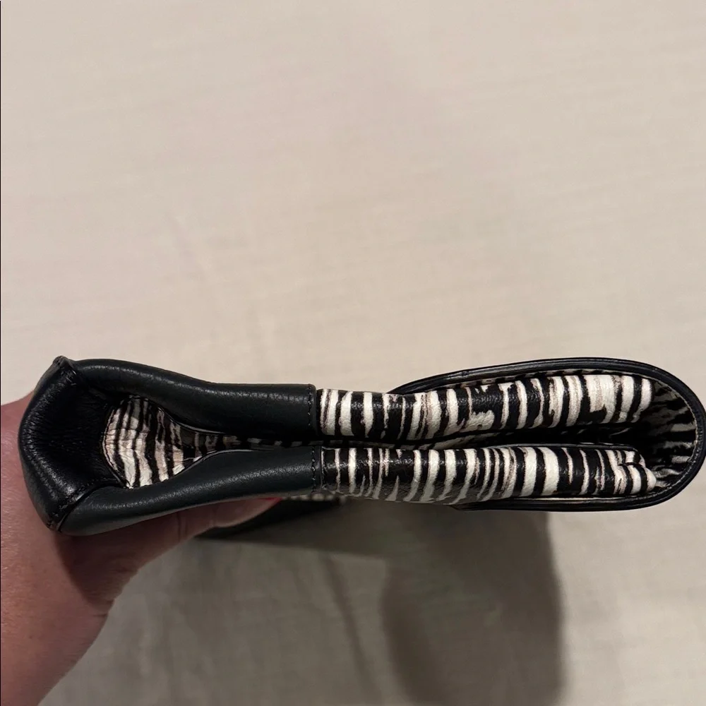 Jason Wu Black and White Patterned Clutch - Picture 6 of 10